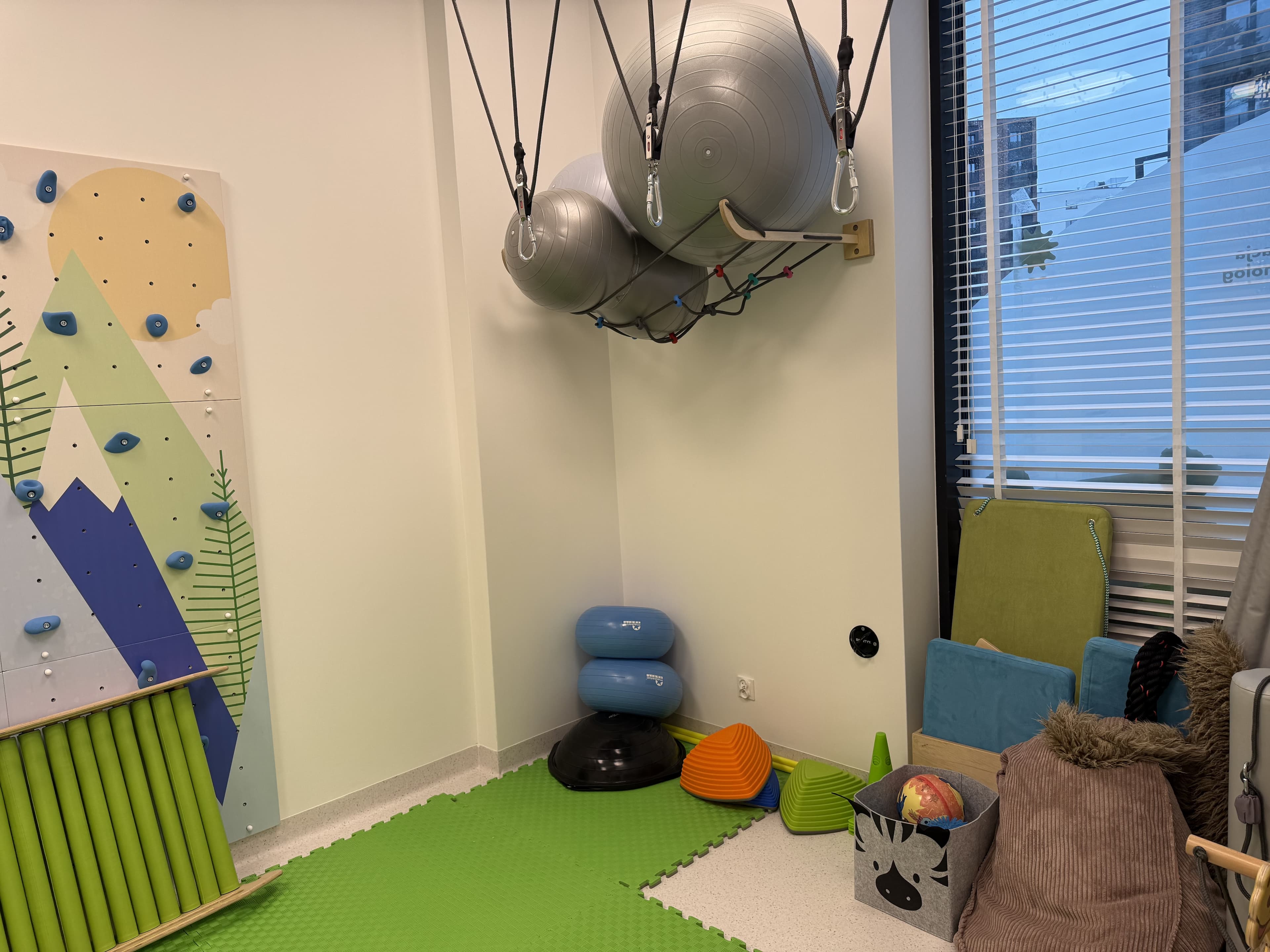 Sala integracji sensorycznej z wyposażeniem